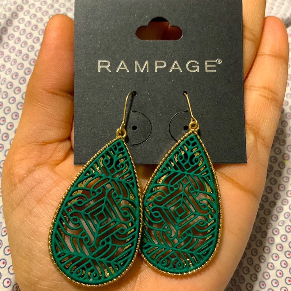 Rampage ear rings